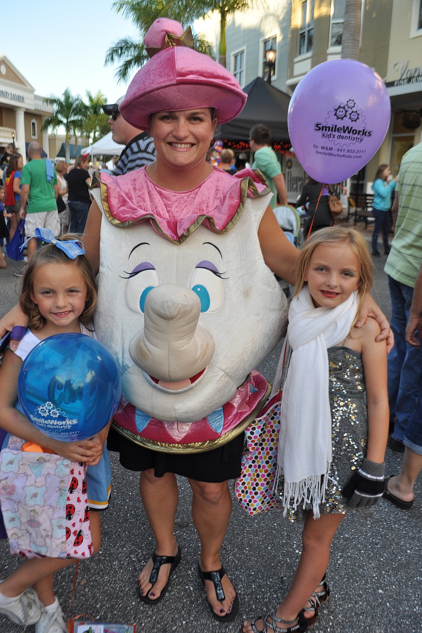 Shelly Steiner came out with her twin daughters, Emily, left, and Allison, right.