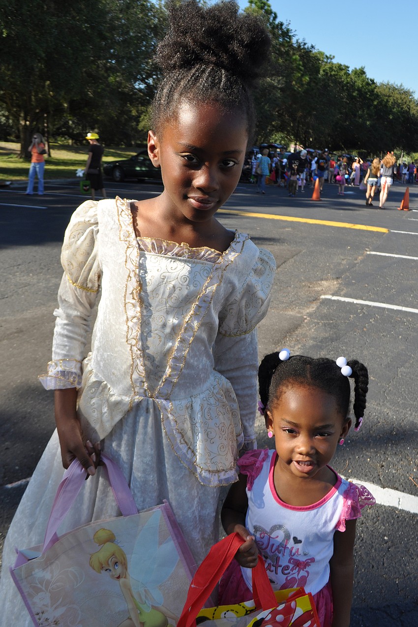 Tamya Gibson and her sister, Tamea, enjoyed the event together.