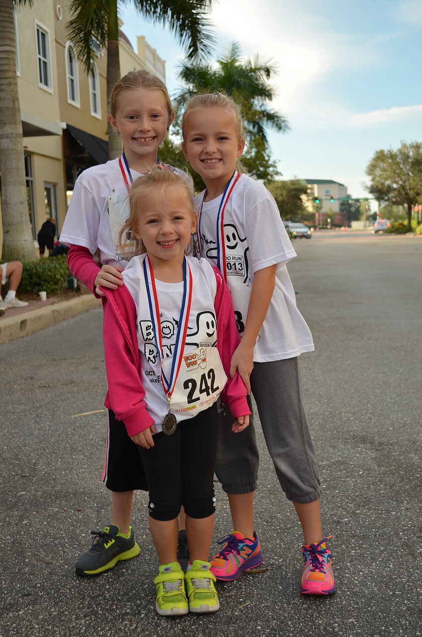 Lana Albritton with Gabbie and Maddie Hotaling