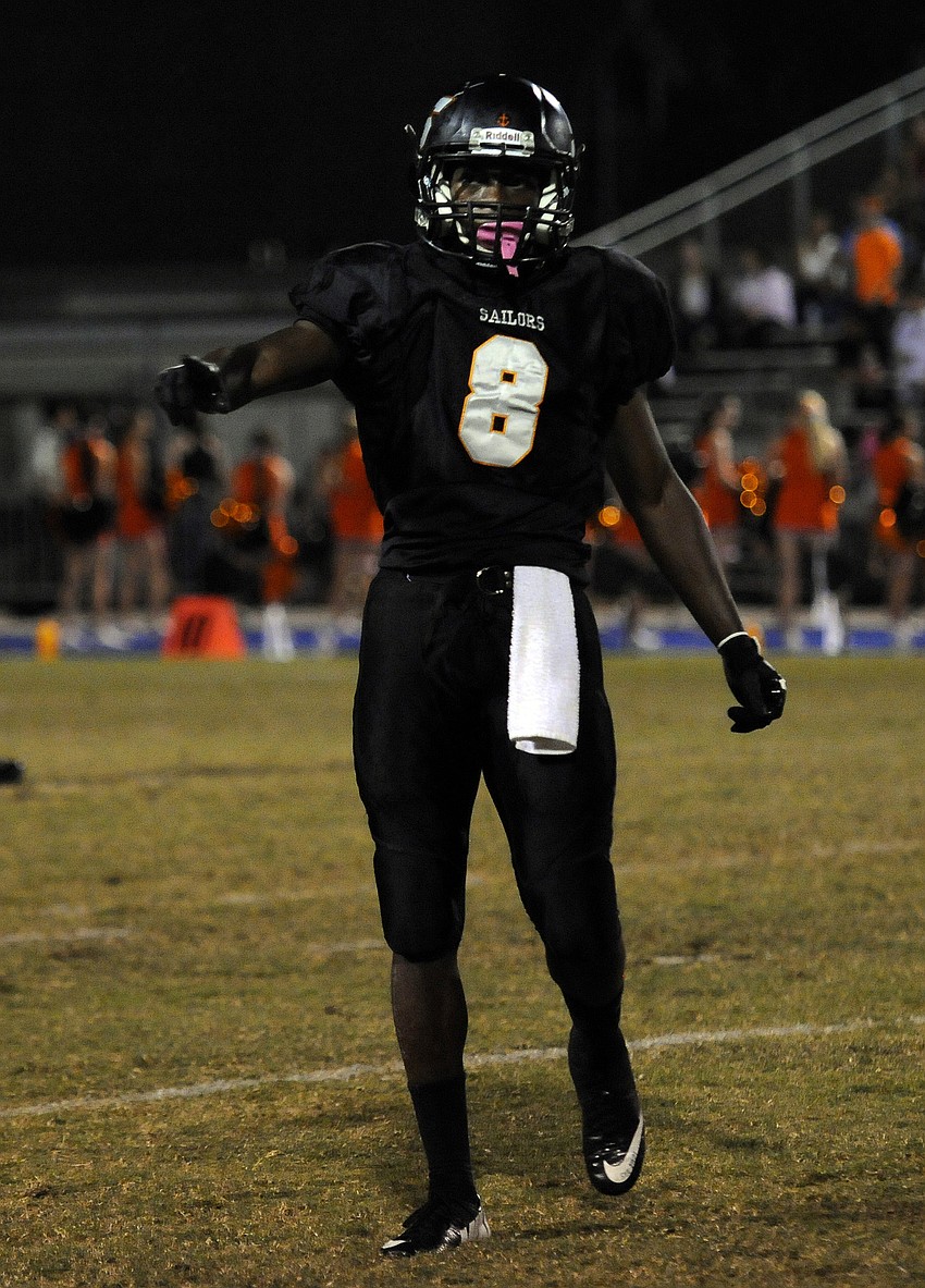 Sarasota wide receiver Shawn Bane Jr. hauled in three catches for 71 yards and a touchdown.