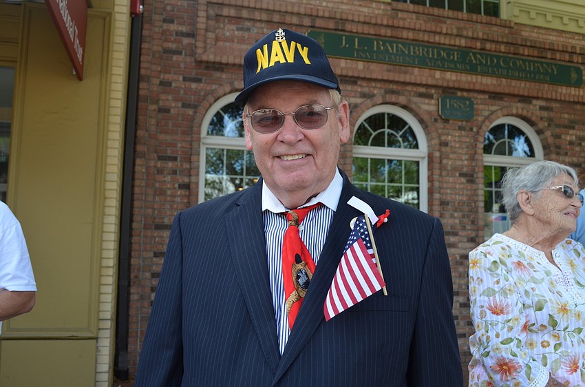 Woodie Brewer show his support