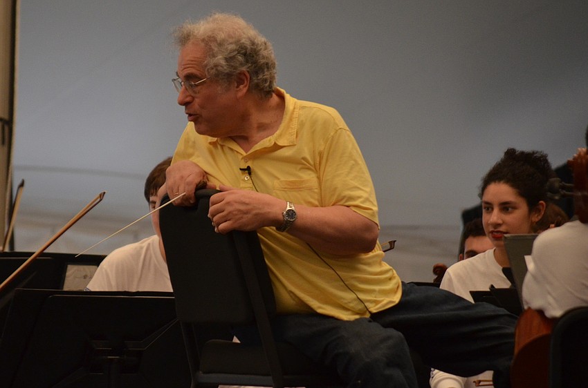 Itzhak Perlman directs the PMP/Suncoast Super Strings and the Winter Residency PMP String Orchestra
