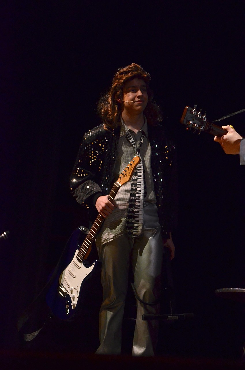 Jackson Helwege plays 