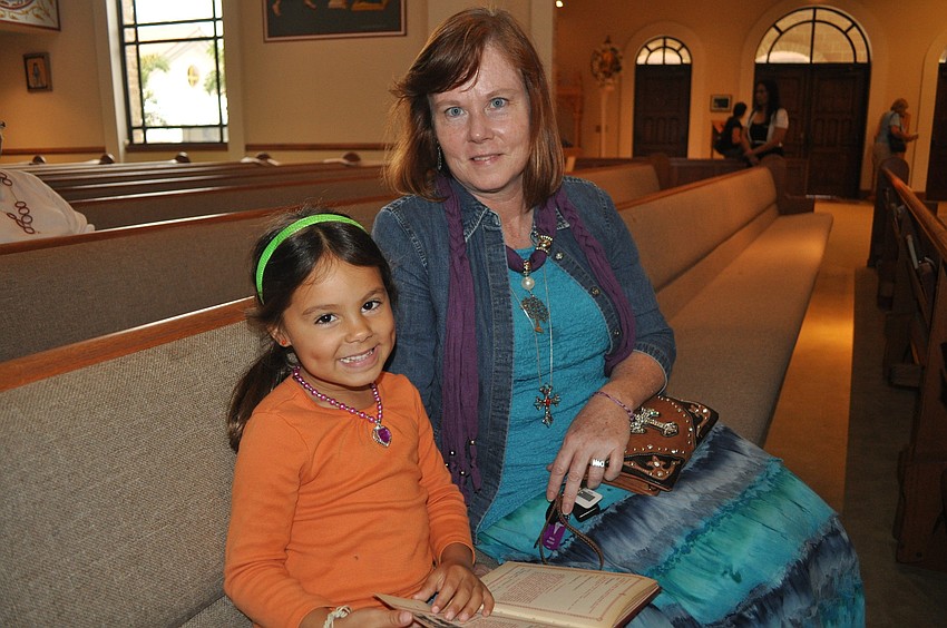 Debrah Thompson and her granddaughter, Jenavecia Powell, learned about Greek culture.