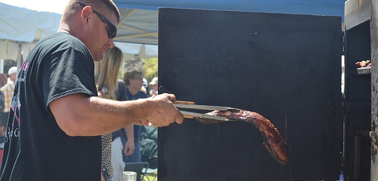 Dan Armstrong says the City of Veniceâ€™s ribs are made with love.
