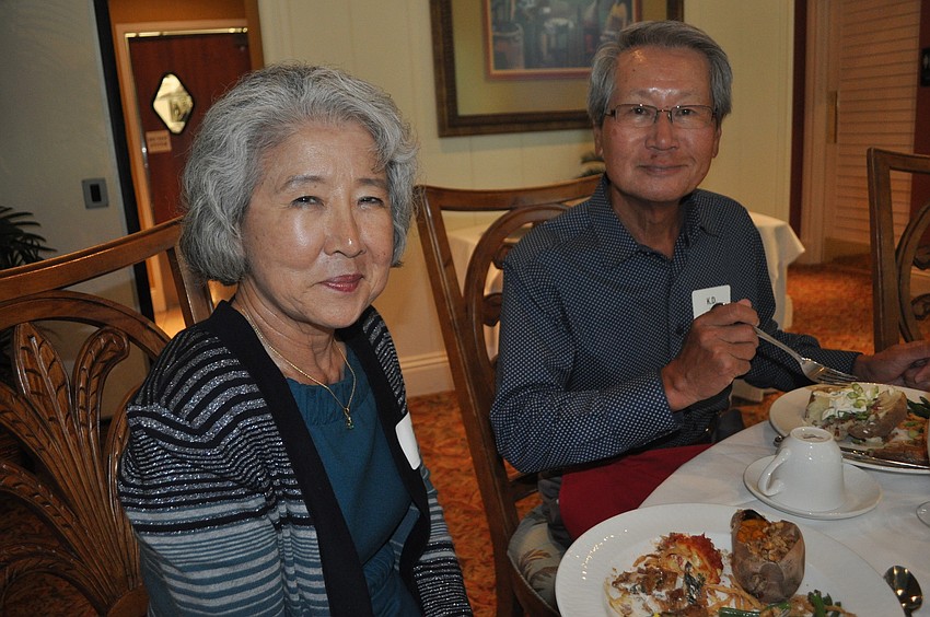 Jane and K.D. Lee enjoy dinner.