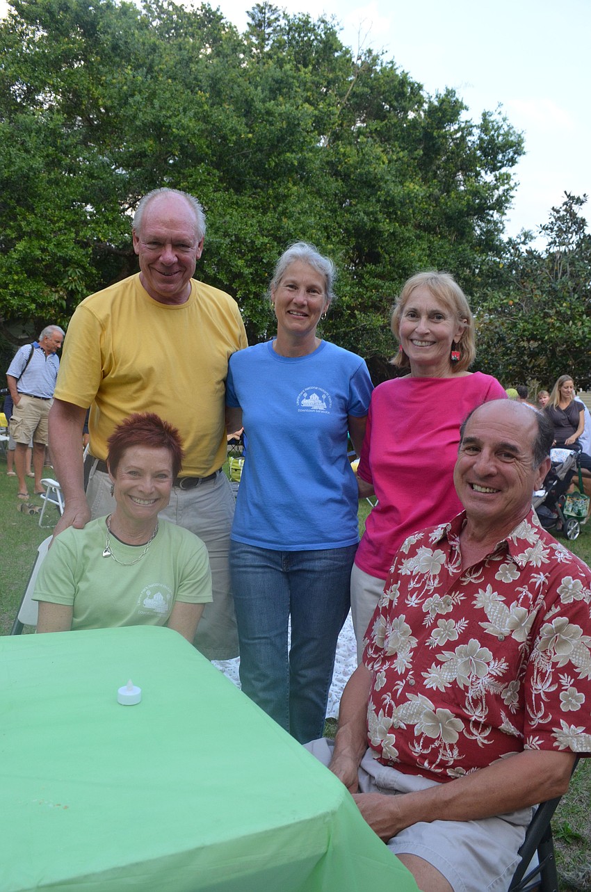 Laurel Park Residents Arthur Thompson, Anne Marie Tardif, Jolie McInnis, Cynthia McMullin and Claude Macrina