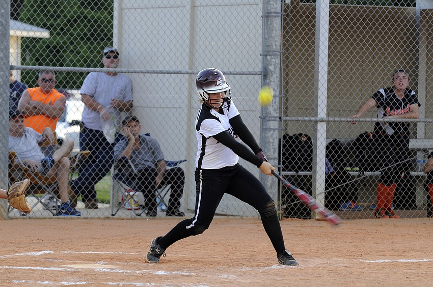 Hannah Ryan fouls off a pitch before drawing a walk in the bottom of the second inning.