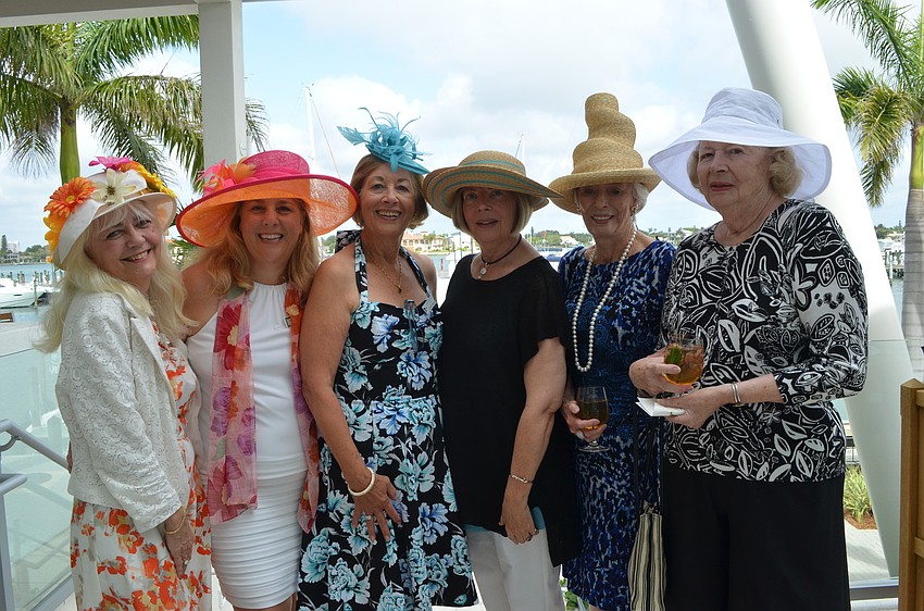 Annie Kellis, Joanie Whelan, Joan Ambrose, Leslie Kahn, Dorothy Lawrence and Marie Horan