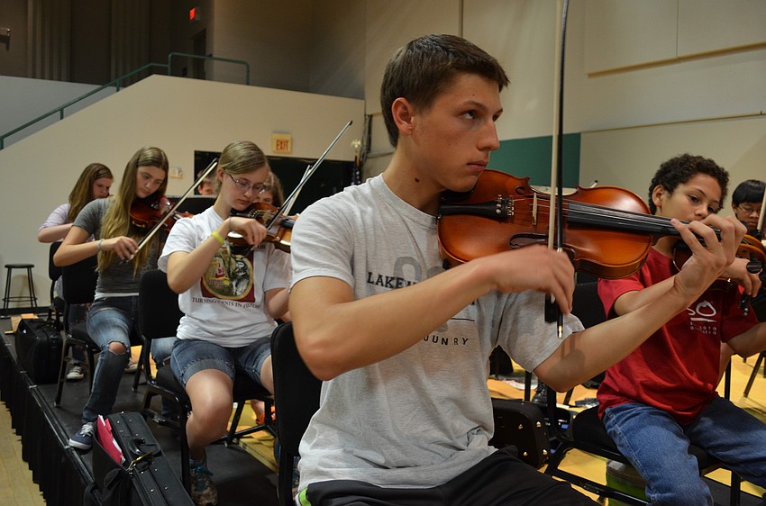 Emma Grooms, Allison Daniel, Cypress Potter, Vincent Franco and Giordano Searano