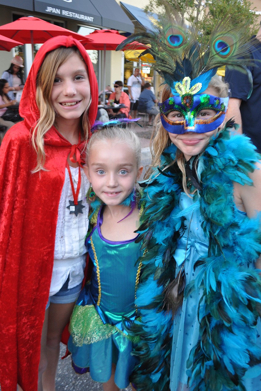 Haley Klein, Mia McClain and Ava Klein enjoyed the nightâ€™s festivities.