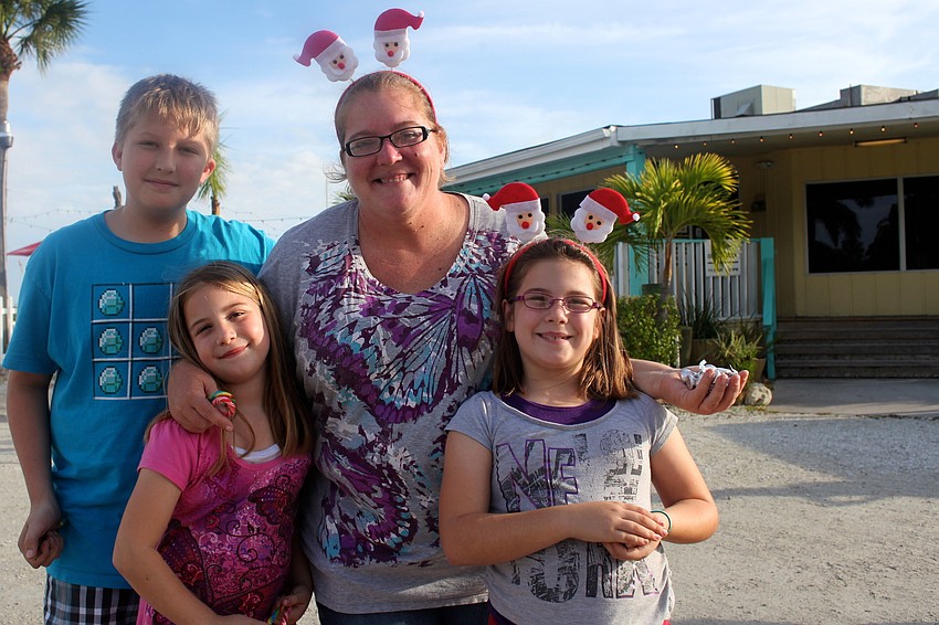 Collin Hicks, Abigail Bailey, DeEtt Bailey and Nicole Bailey