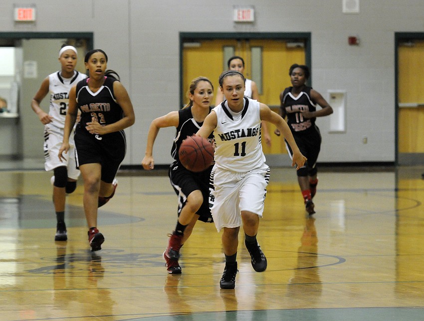 Lakewood Ranch senior Emily Bulfin capitalized on several fast break opportunities.
