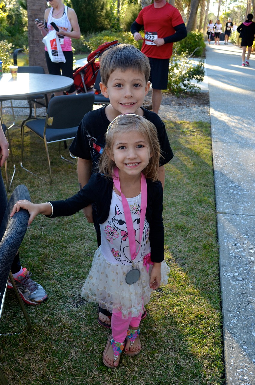 Siblings Ian, 6, and Lauren Keck, 4.