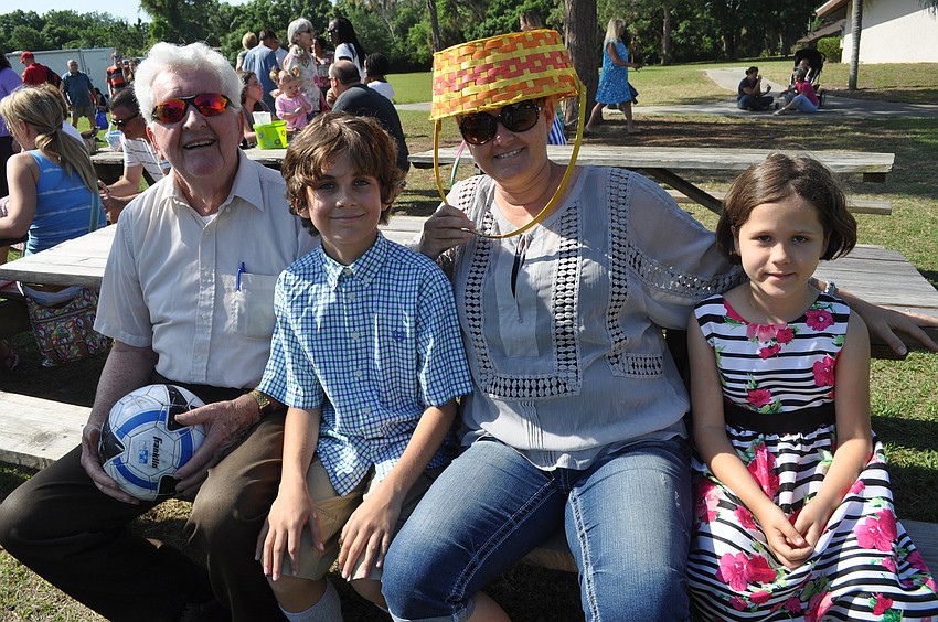 Billy Murphy with Logan, Jenny and Carmarain Camacho