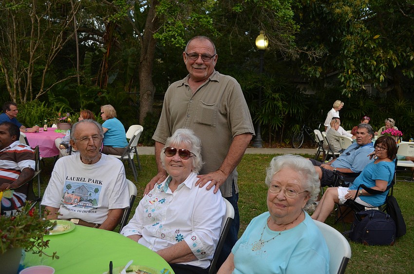 Zach Hanna with Grego Dibona, Lillian Hanna and Baraba Southard