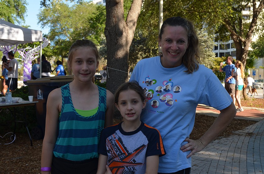Sophia, Bella and Carrie Cantalamessa