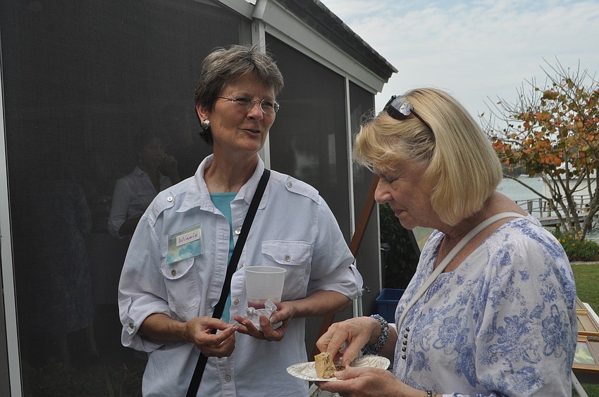 Winnie Nelon and Susan Upton