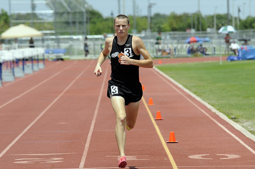 Zackery Summerall ran the anchor leg of the 4x800 relay. He also ran the 800-and 1600-meter runs, qualifying for the state meet in both events.