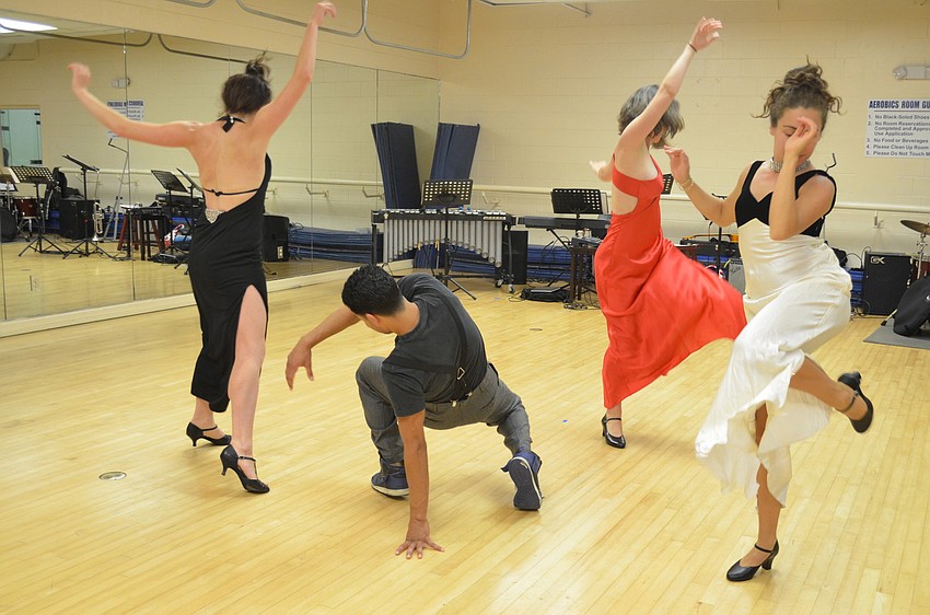 Molly Nikols, Rolando Cabrera, Elisha Byerly and Hannah Jordan