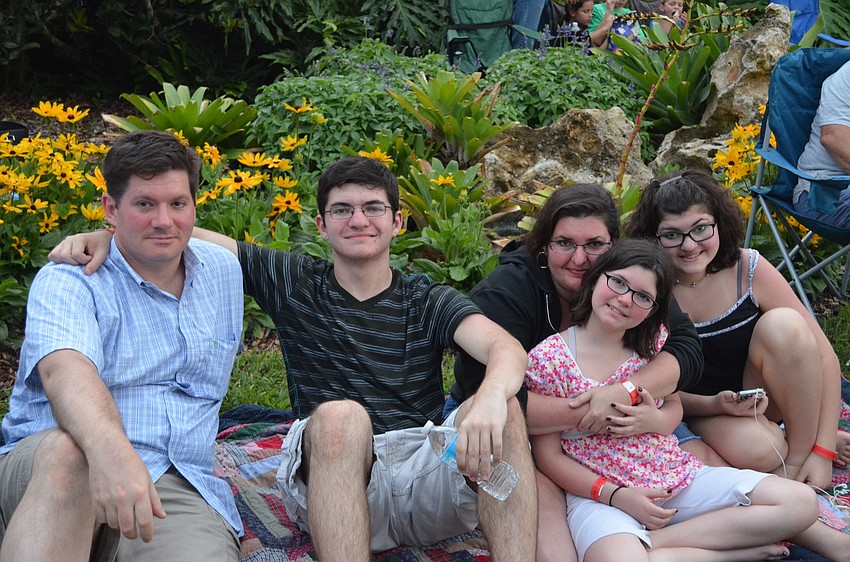 Mike, Zach, Beth, Emily and Becca Smeader