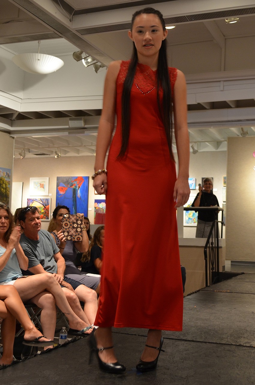 Neysa Rogers models Melanie Gasparoni's design