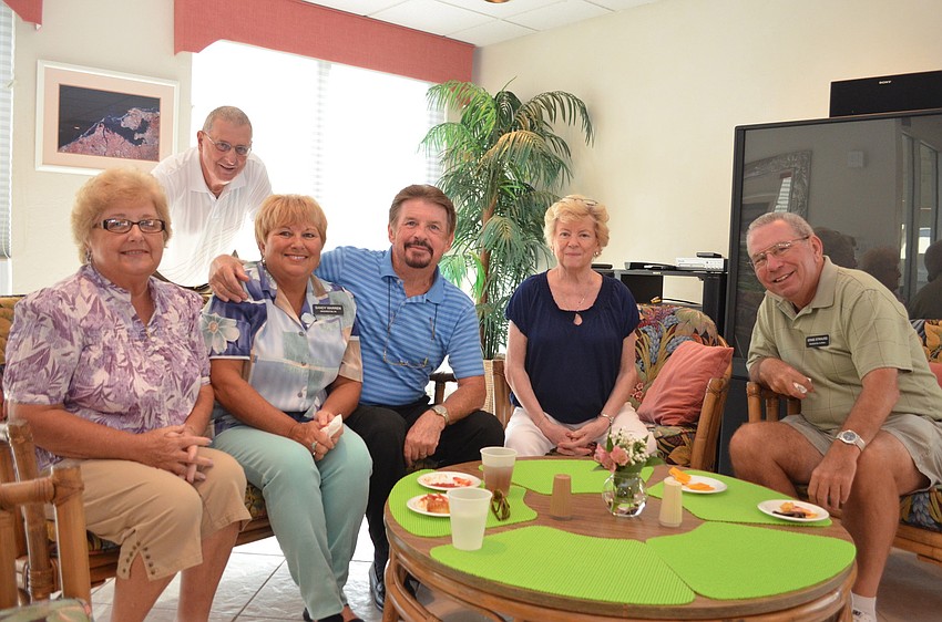 Charlotte and Walt Anderson with Sandy and Tom Warren, Trish Thaler and Ernie Strauss