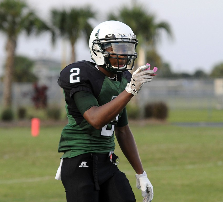 Cameron Pearcey hauled in six catches for 111 yards, including a 4-yard touchdown.