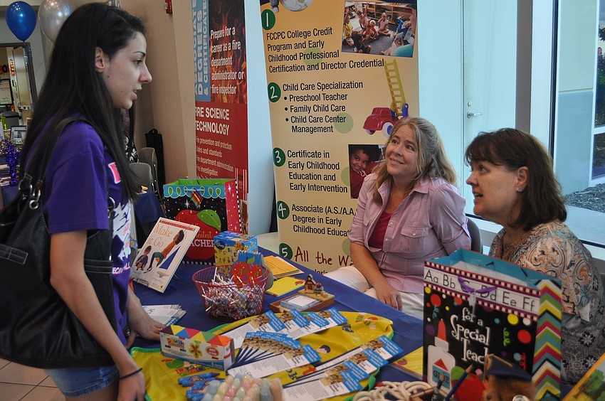 Sophia Paschero, a Riverview High School student, spoke with Michelle Yoder, an adjunct faculty member, and Dr. Kathryn J. Stuckey, the early childhood education director, about her interest in studying elementary education at SCF.