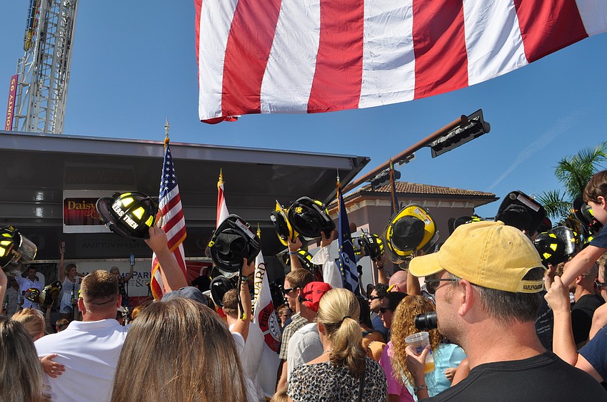 The City of Sarasota Pipe Band also performed the national anthem