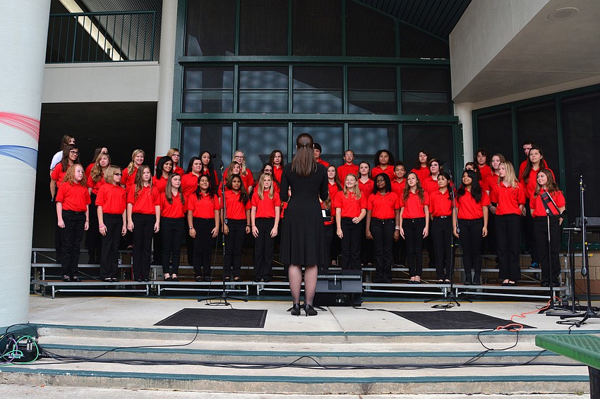 The choir sang a patriotic medley.