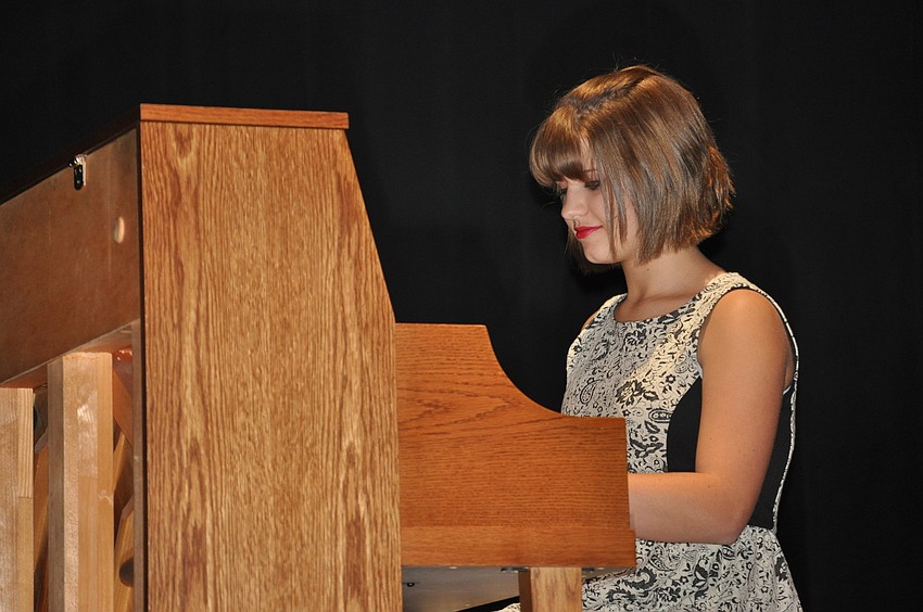 Madison Corley played â€œTwilight Overtureâ€ on the piano.