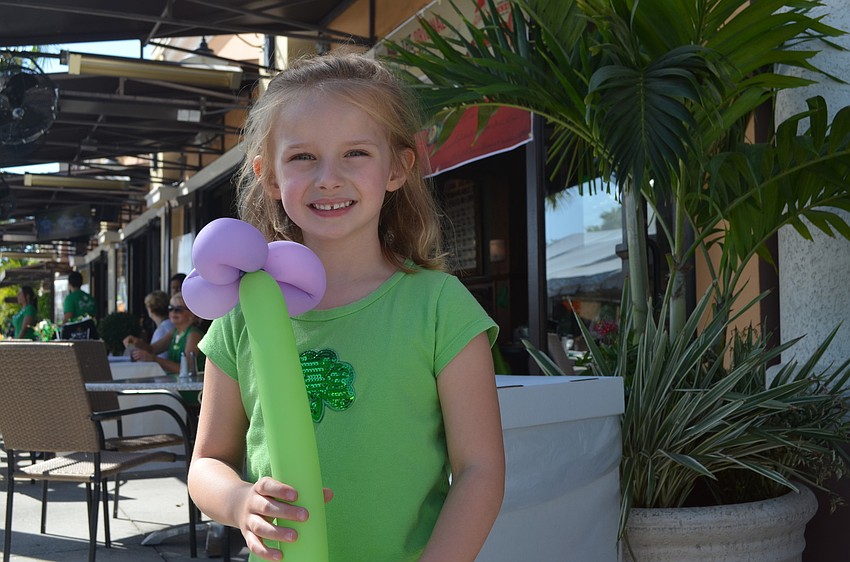 Colleen Putnam had a balloon flower made.