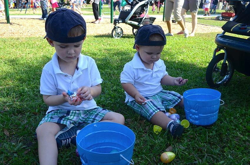Keagan and Kallen Terry divvy up their candy.