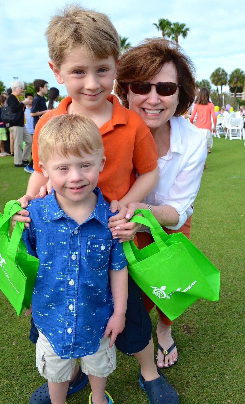 Julian and Ben Wohl with their aunt, Kathleen Seibel