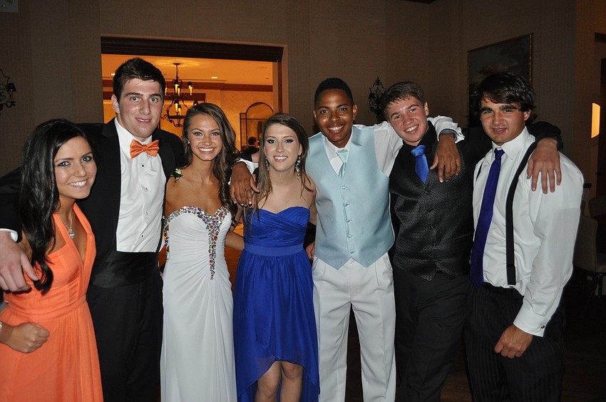 Jordan Brown, Drew Fineberg, Lauren Maxey, Jenna Landis, David Grain, Kevin Grathwohl and Jake Foss
