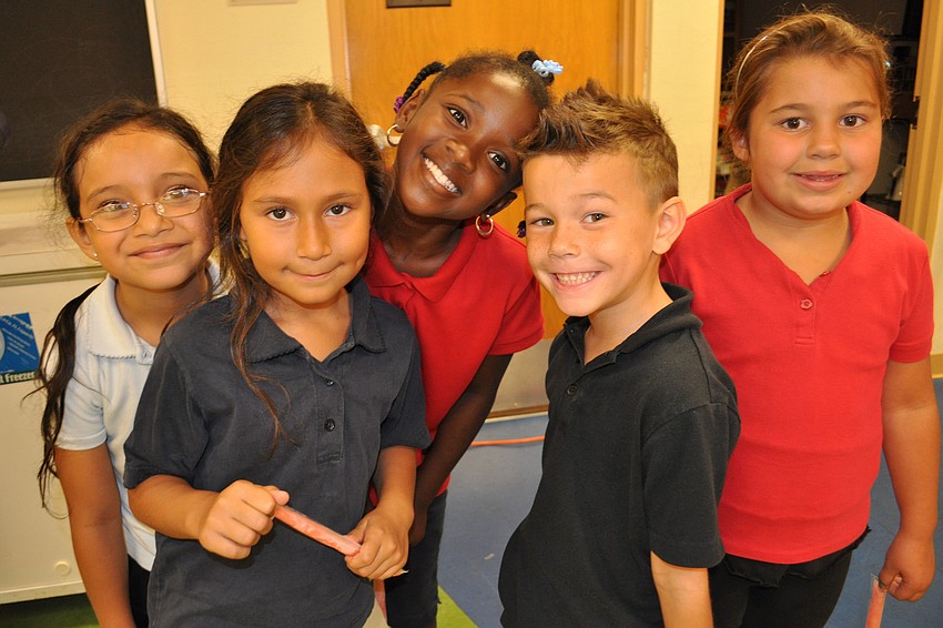 Ana Villa, Lexi Pacherres, Der'Keria Cooper, Angelo Ortego and Alexa Bravo loved the games.