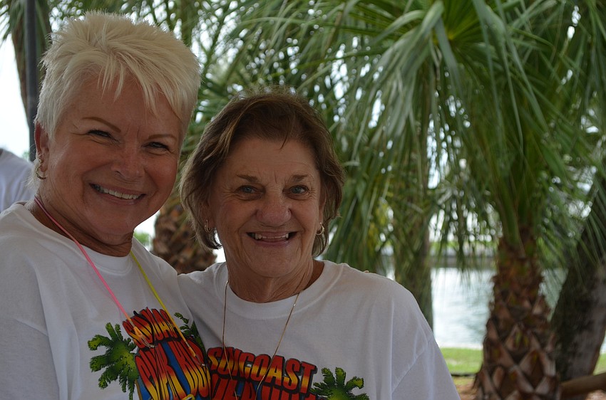 Volunteers Emma Hochstetler and Pat Horner