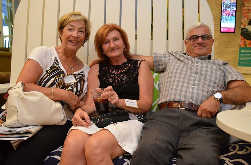 Esther Doe with Jolanta and Arthur Izmirliyan