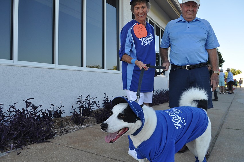 KC Royals fans Nancy Fletcher and Bandit