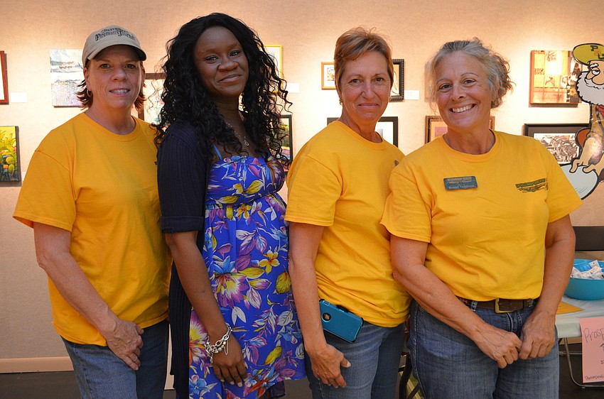 Pam Hennessy, Shena Kitt, Ginny Pellizzaro and Susan Tambone