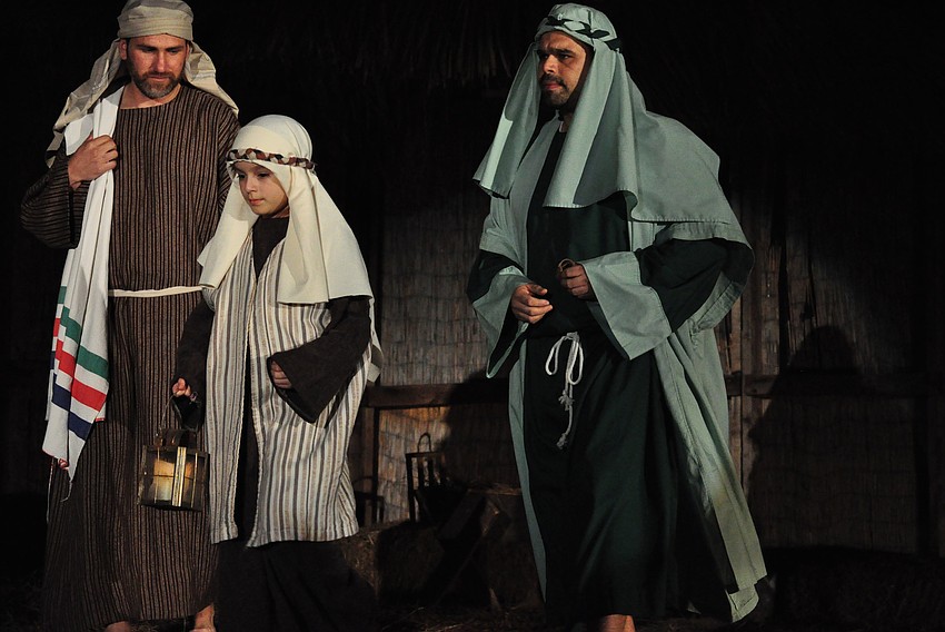 Inkeeper Cristobal Cheno, right, and his daughter, Mariela, center, show Joseph, Joe Mascitto, to his accommodations.