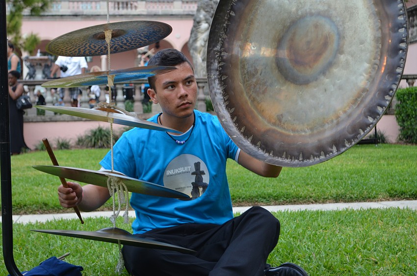 Sixty students from four colleges participate in Inuksuit