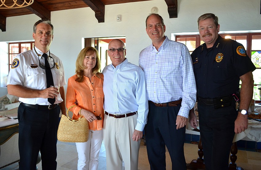 Fire Chief Paul Dezzi, Debbie Duncan, Vice Mayor Jack Duncan, Developer Jay Tallman and Police Chief Pete Cummings