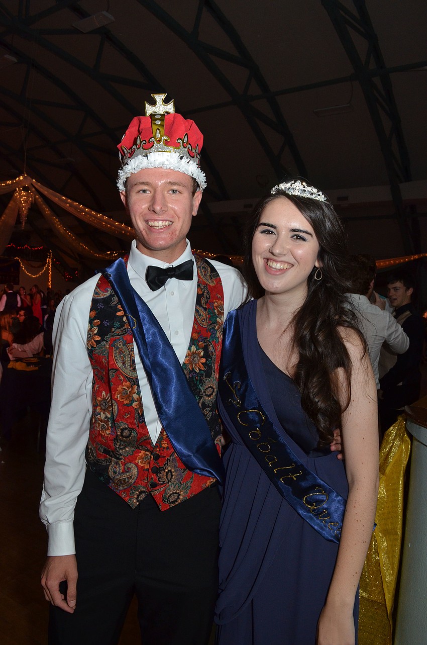 Josh Palmer was crowned king, and Alexis Dinenberg was crowned queen.