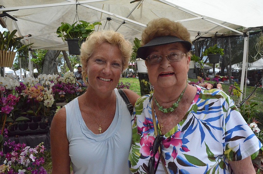 Sharon Smith with her mother, Sally Brigstock