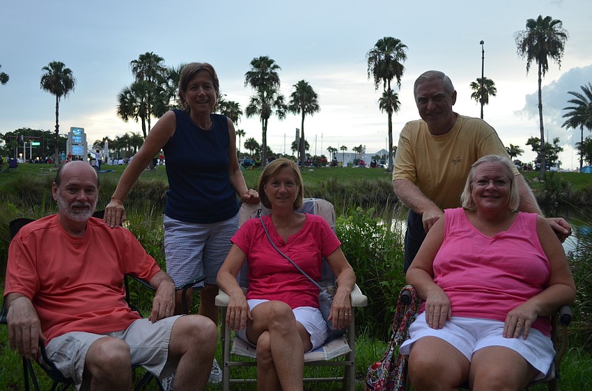 Randy and Marge Kratzer, Darlene Gorman and Fran and George Boyan