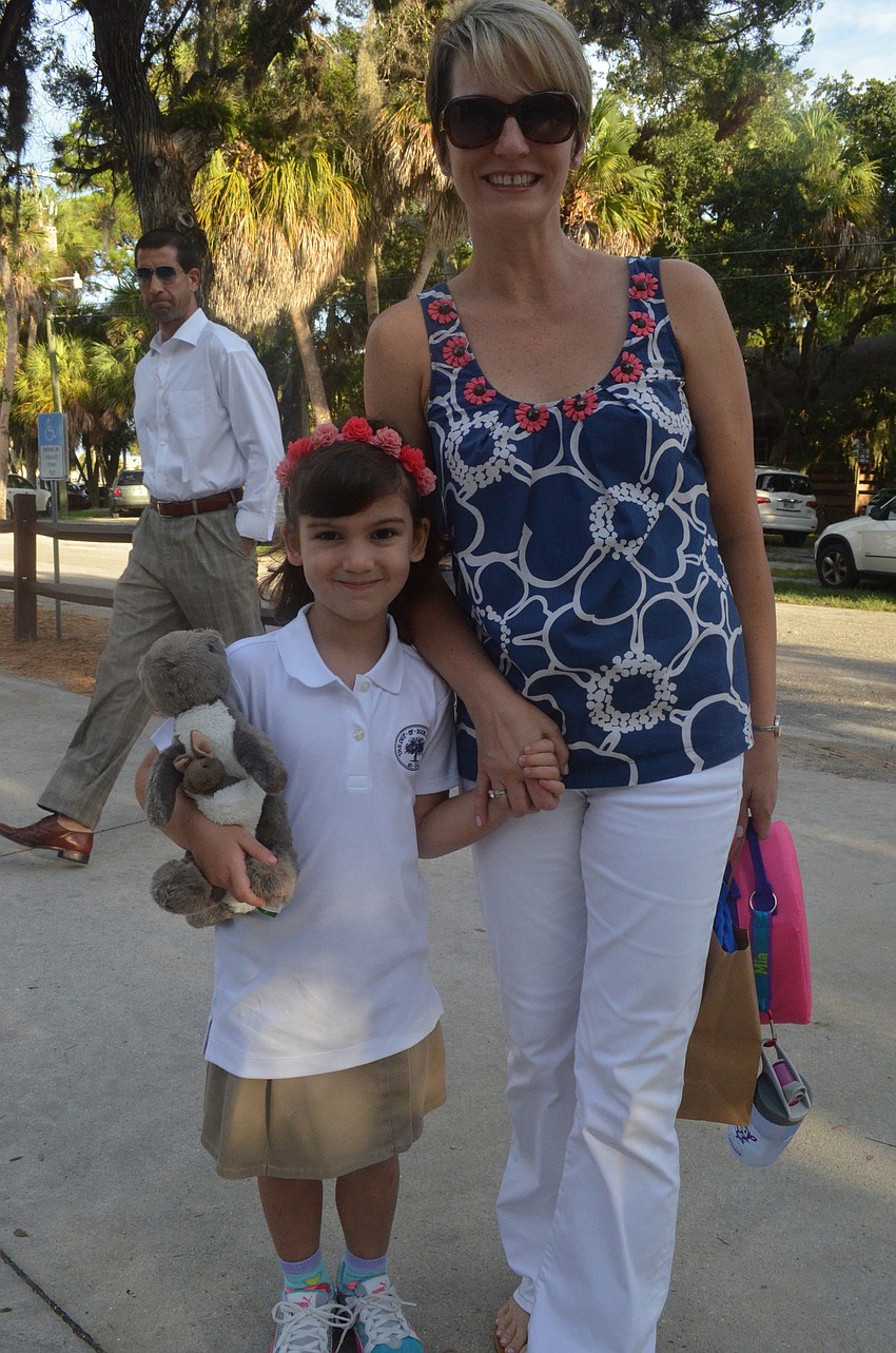 Justine Amdur takes her daughter Mia, 5, to kindergarten.