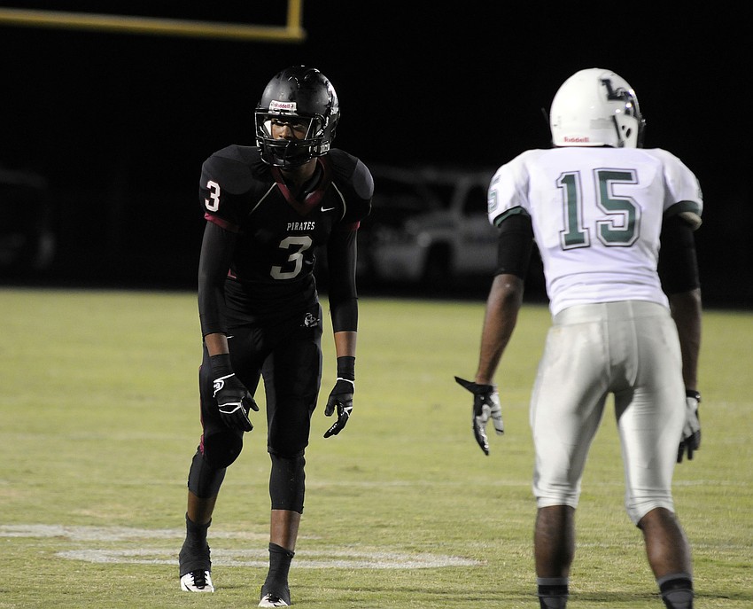Braden River senior Andre Mays caught nine passes for 121 yards.