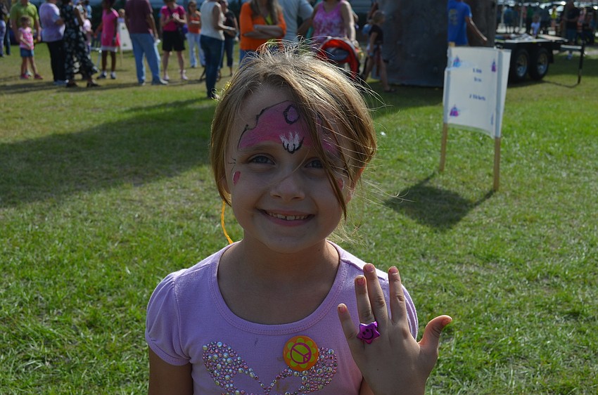 Lilia Pearson won a ring.